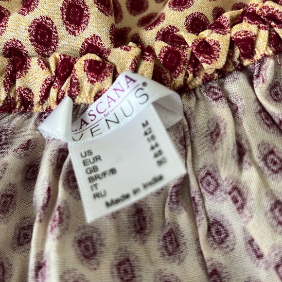 New LASCANA For Venus Medallion Print Off Shoulder Top SzM - Picture 7 of 8